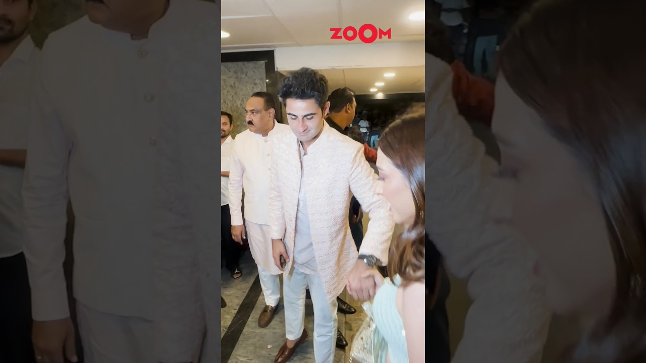 Aadar Jain and Alekha Advani make a CUTE entry Hand-in-Hand at Roka venue🥰 