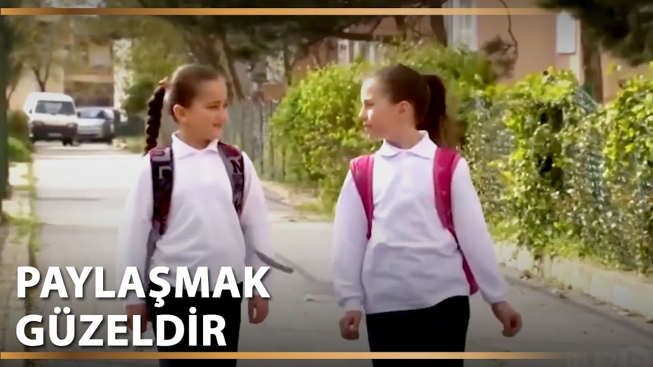 Zengin ve Yoksul Kızın Dostluğu Ailelerine İbret Oldu | İman Edenler