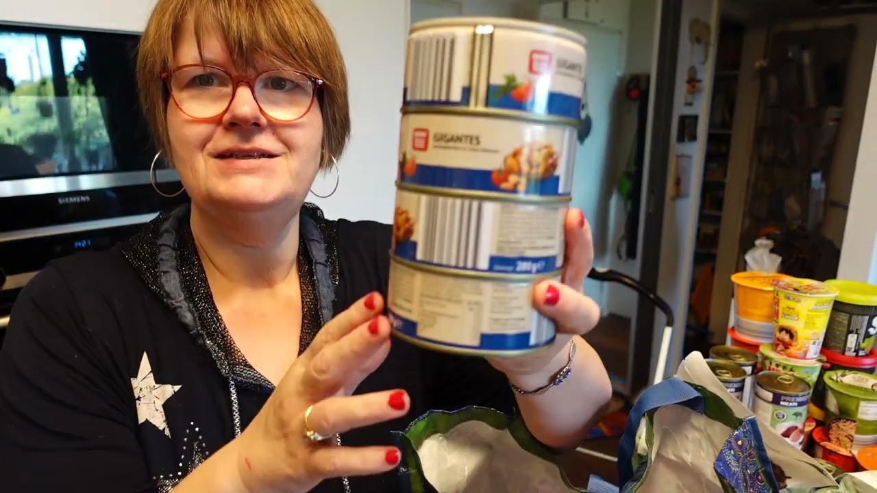 GLUTAMAT HAUL - VIRALER SALAT - HUNDESCHMATZEN - NÄHLUST UND ARME HATER - XXL VLOG - ALLTAG