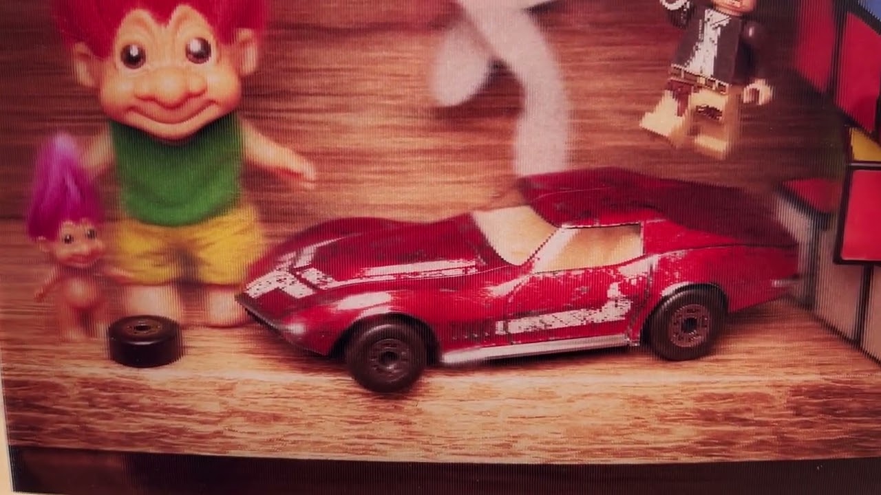 toyshelf 3d lenticular