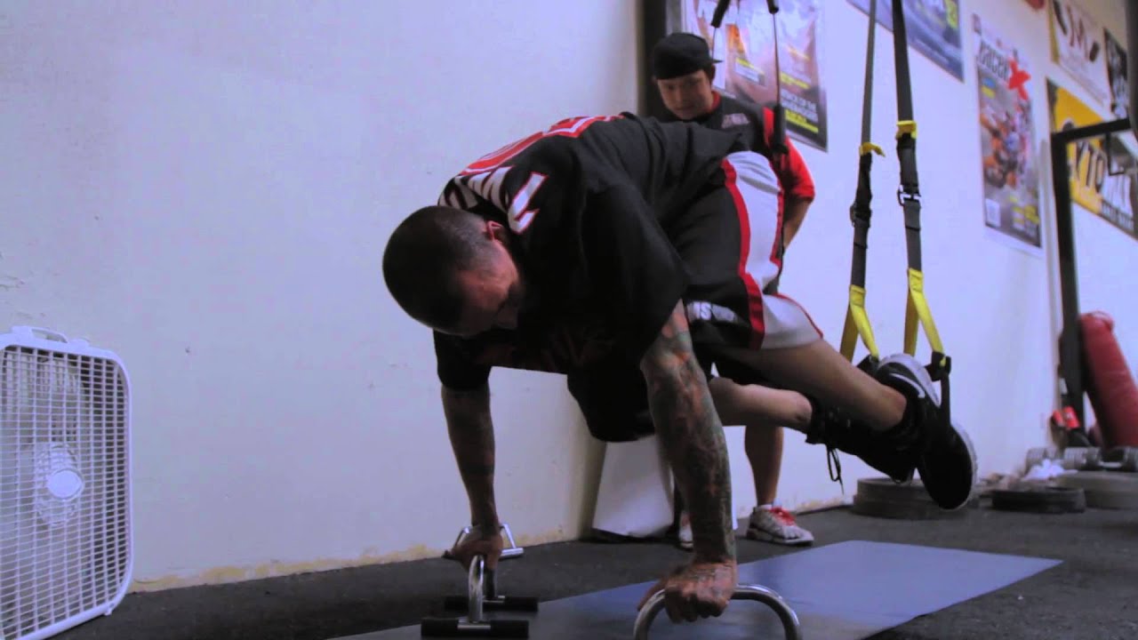Tracking Shots Ep.3 - Jeremy Stenberg vs. Gravity