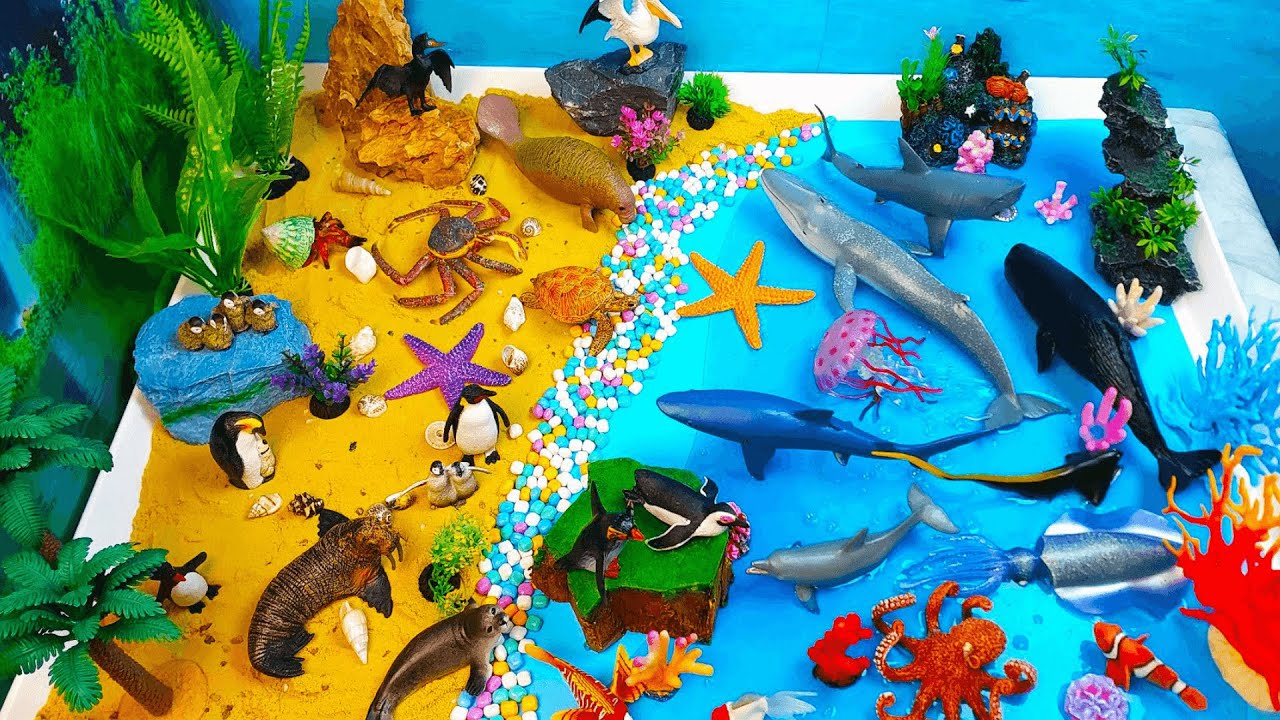 Aprende los nombres de  animales marinos con juguetes y construye una isla en el océano para niños