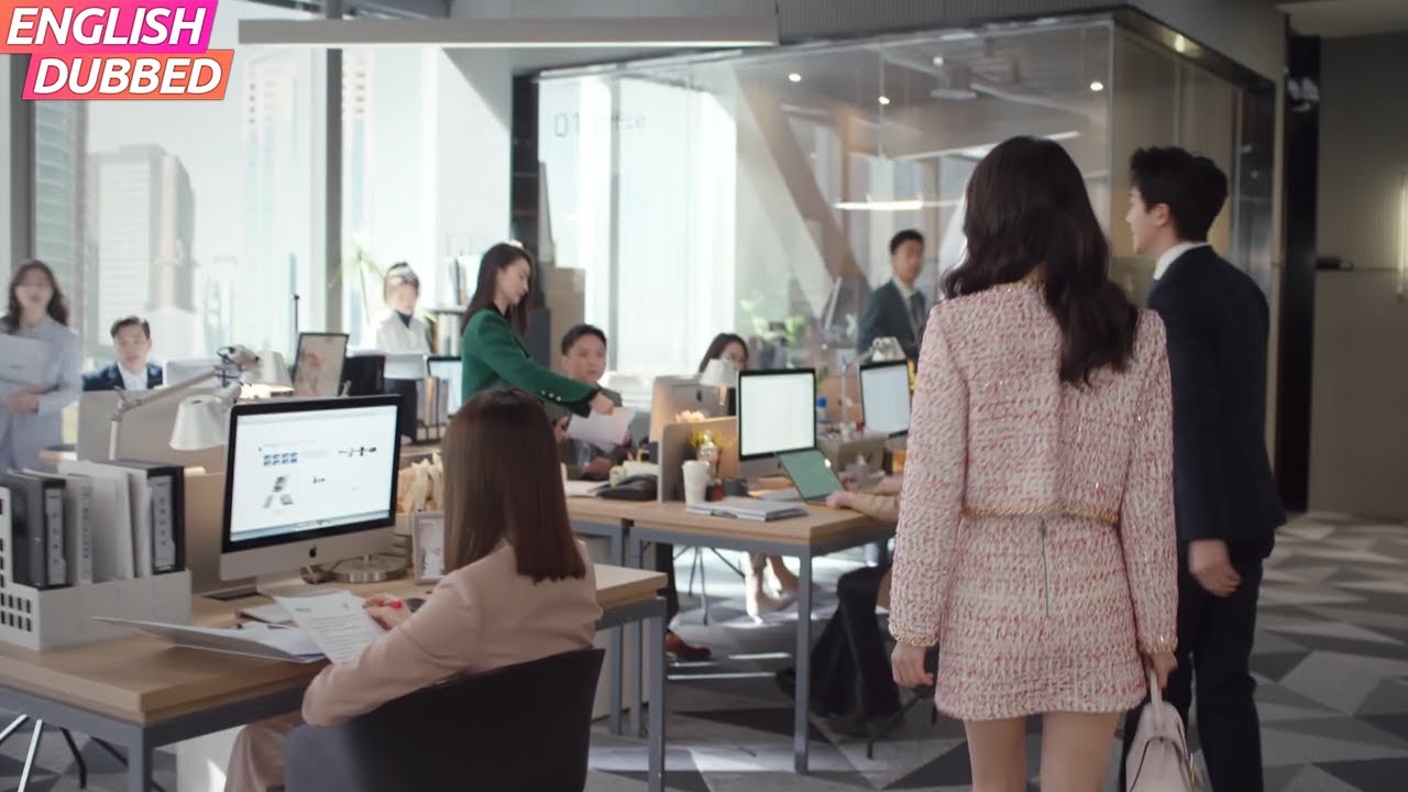 【Full】The arrogant new assistant was late on her first day of work, but no one dared to blame her...