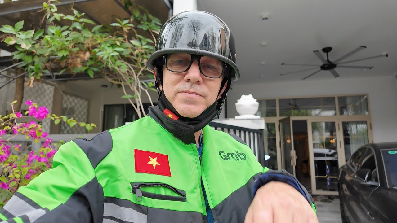 They Got Paint all over my New House. Da Nang Vietnam 🇻🇳 