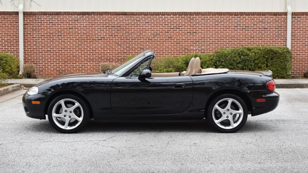 2001 Mazda MX-5 Miata LS 6-Speed:  walk-around & cold start 