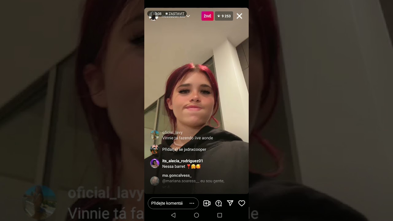 Nessa Barrett - Live Stream 12/9/2021 (cooking/housetour)