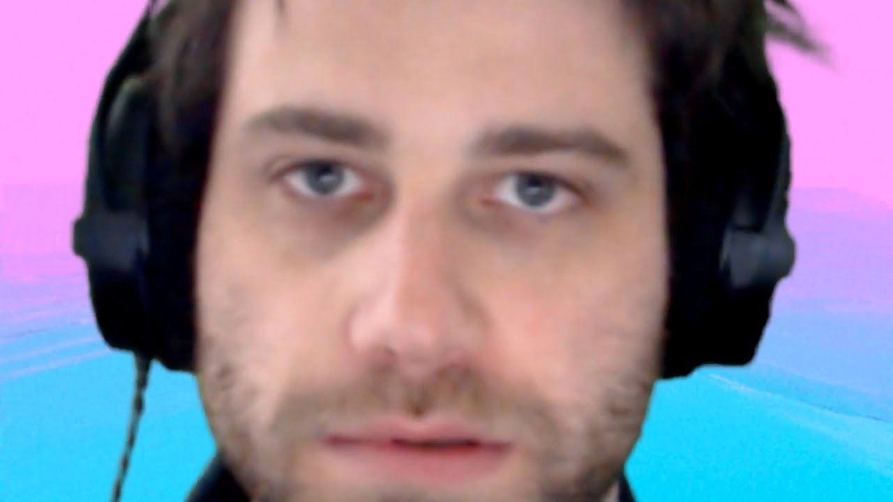 AquaFPS tries to be a relevant streamer...