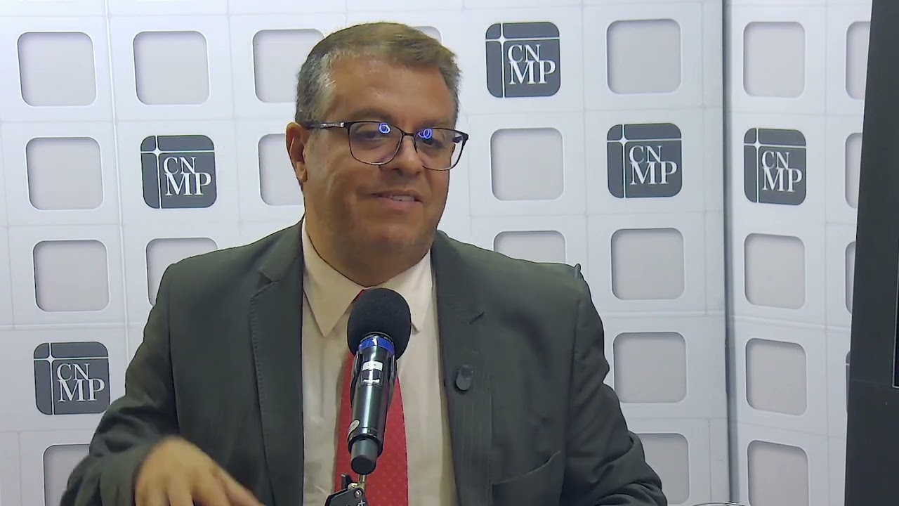 Estratégias de combate à lavagem de dinheiro e à corrupção.