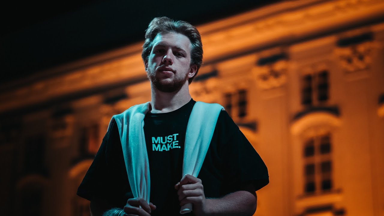 Decaz | Resonate Displayed 004: In The Dark