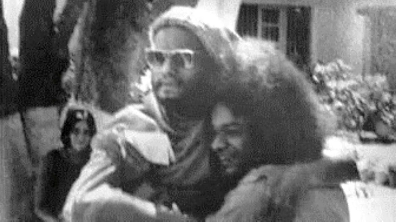 Baba Muktananda chanting Mata Stuti