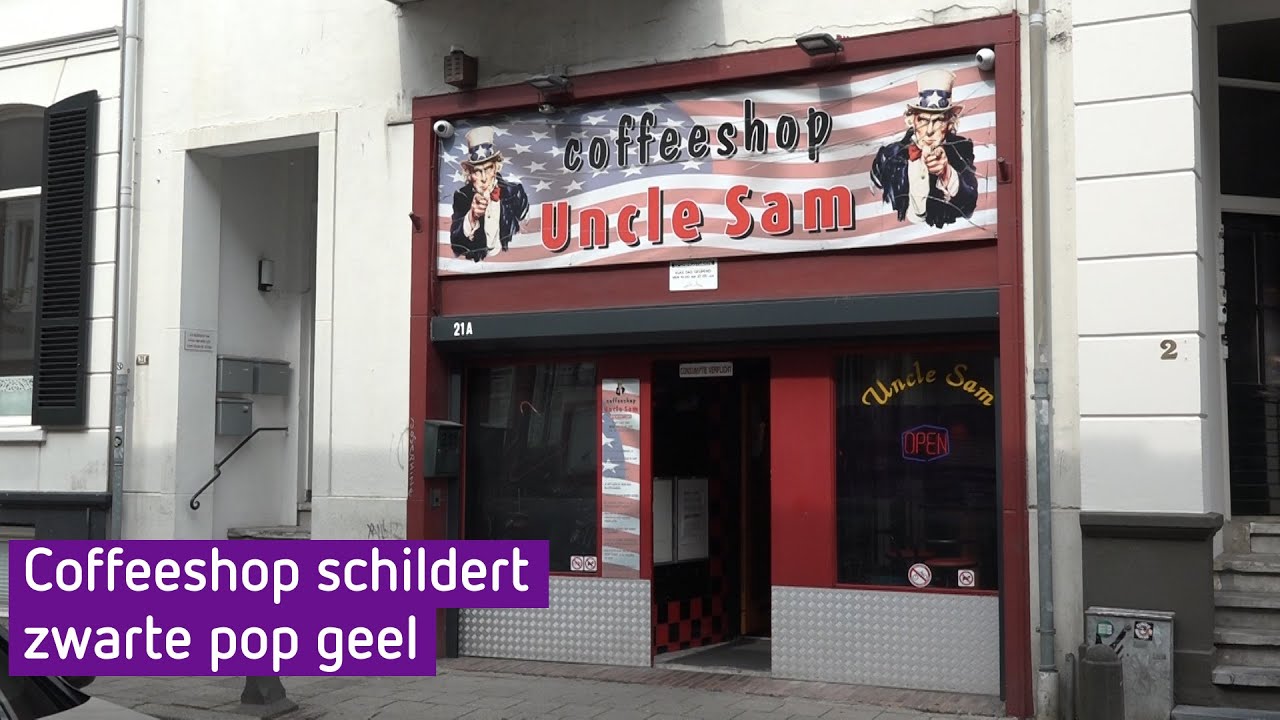'Racistische' zwarte pop voor Arnhemse coffeeshop overgeschilderd