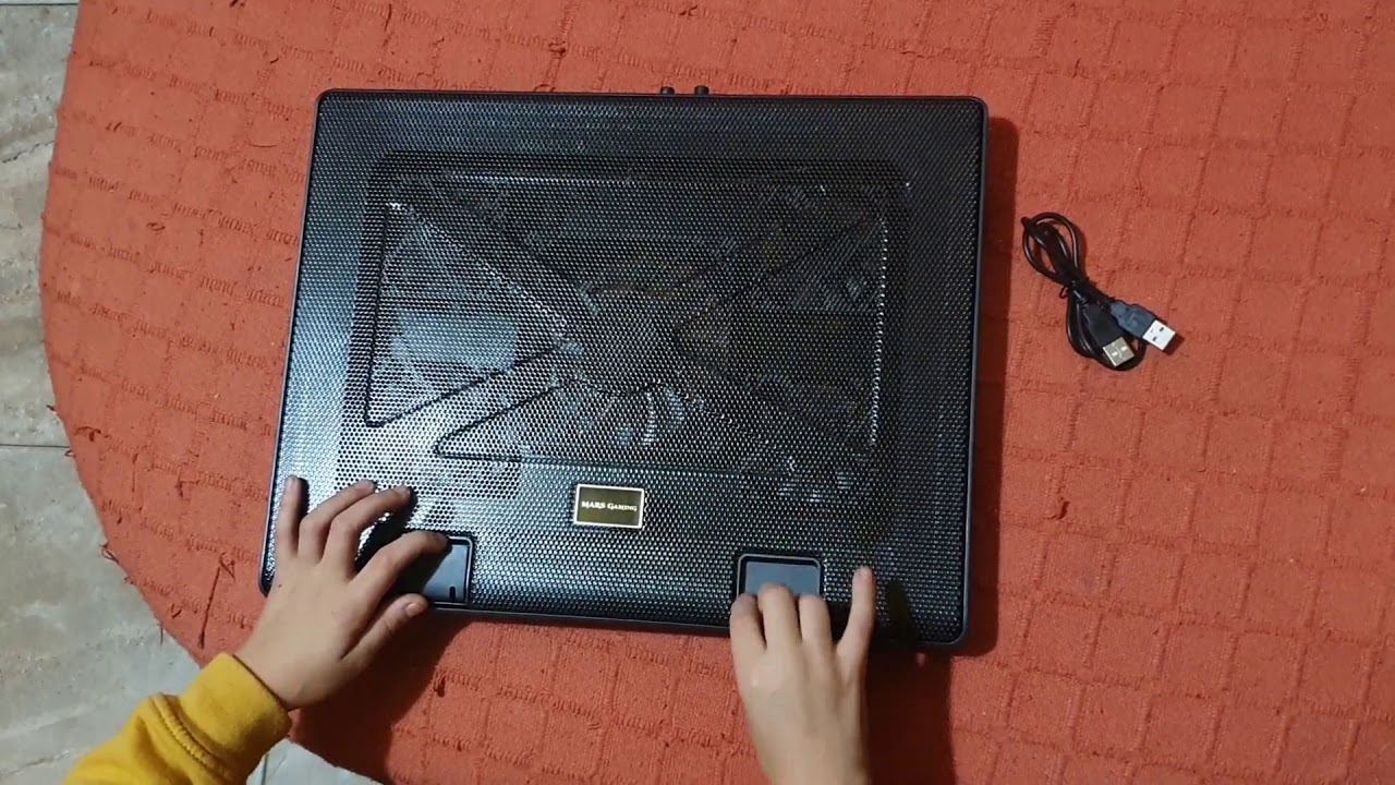Unboxing base de refrigeracion para portatiles Mars Gaming MNBC2