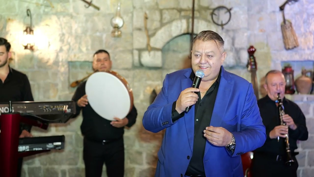 Gezim Salaj (Mjeshter i Madh) - Robi plaket kur don vetë - Live - Gëzuar 2026 nga Ulqini