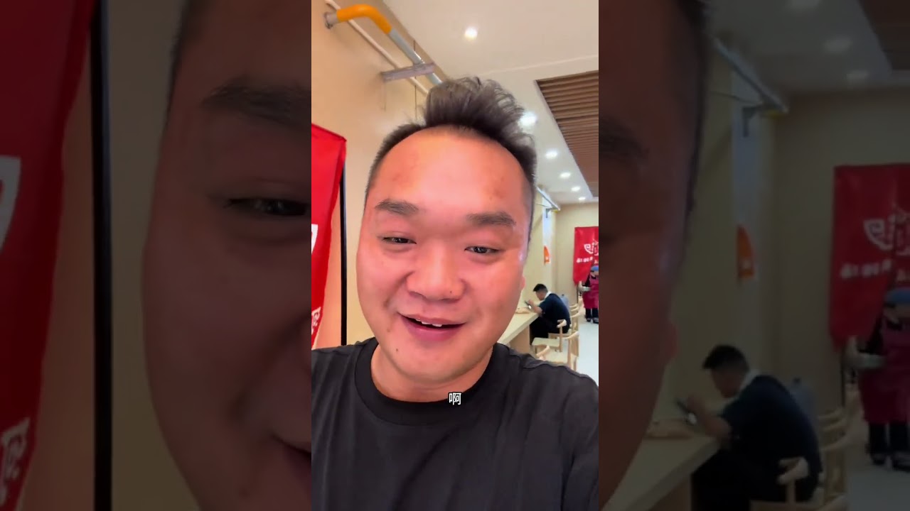 两年的老鹅剁块炖上一个半小时，连杰中午露一手店里姐姐们改善伙食，麻辣鲜香味道一级棒#大口吃肉的感觉真好 #美食