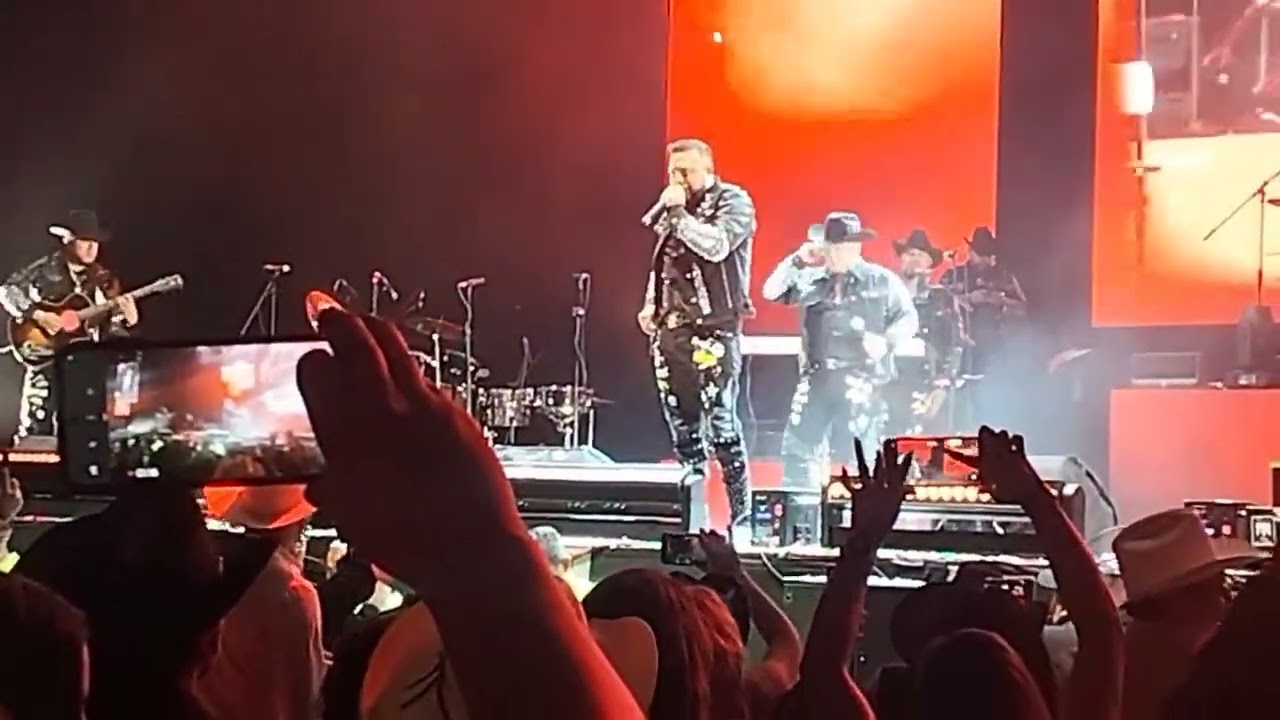 Por tu amor alacranes musical en la arena CDMX en vivo 