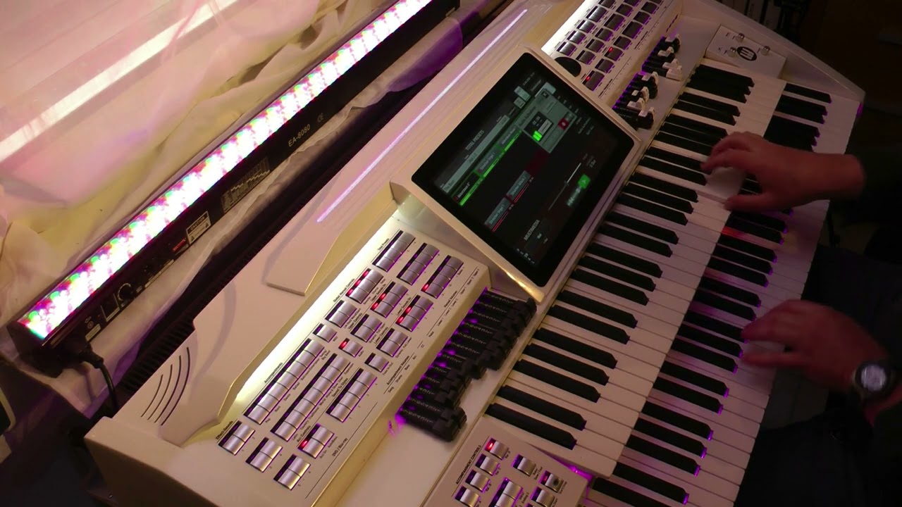 Edgar Weissenfels plays Wersi Sonic. 