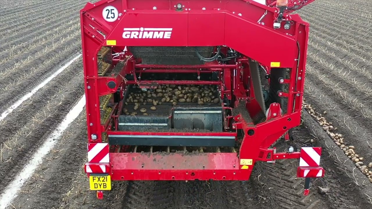 Grimme Varitron 270 Platinum Harvesting Potatoes