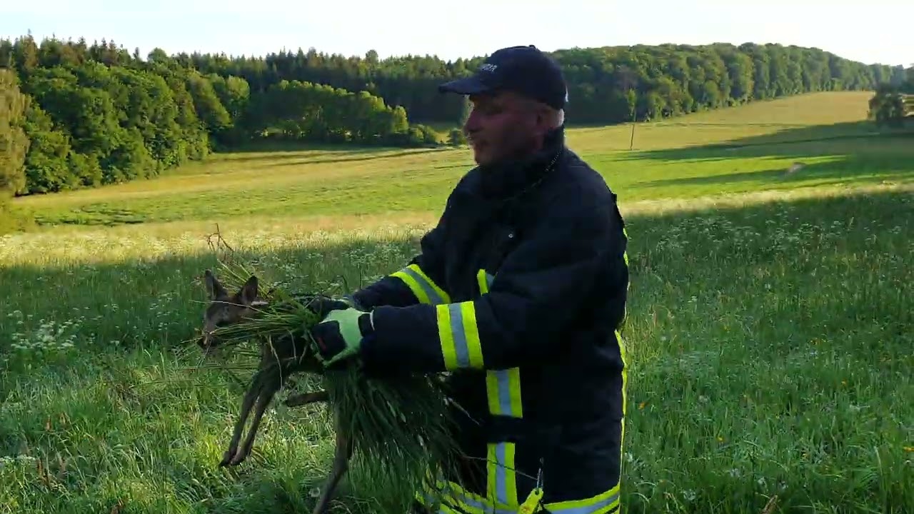 18.05.2022 L&ouml;schverband bei der Rehkitzrettung In Zusammenarbeit mit der Kitzrettung Rheingau-Taunus