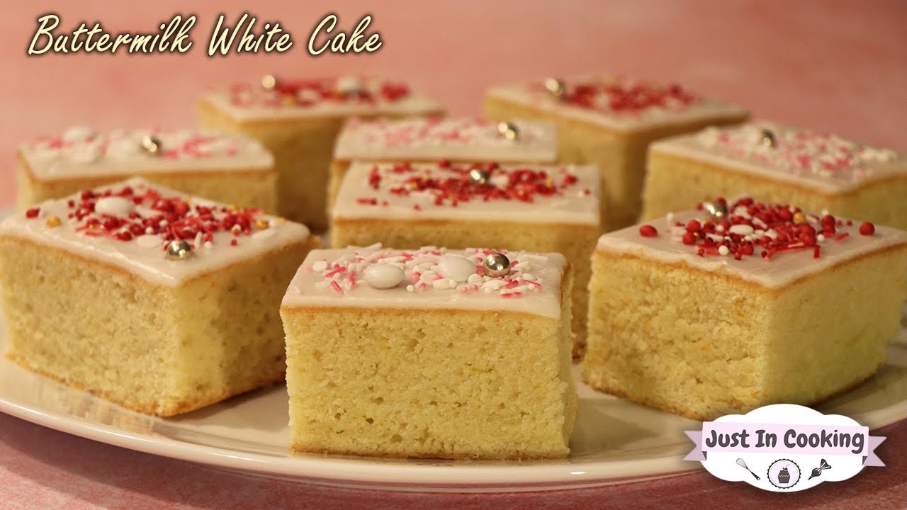 Recette du Buttermilk White Cake : Gâteau Moelleux au Lait Fermenté