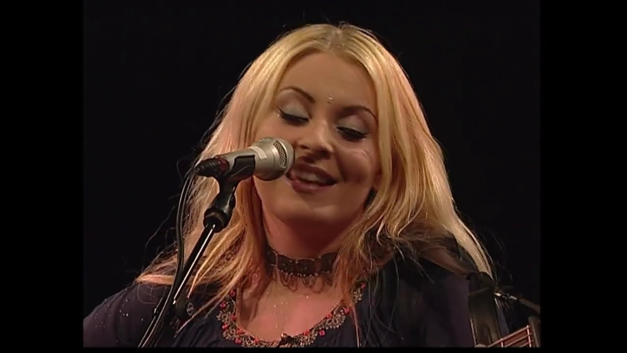 EIVØR in concert - Nordic House - Faroe Islands - The Queen of Faroese Music