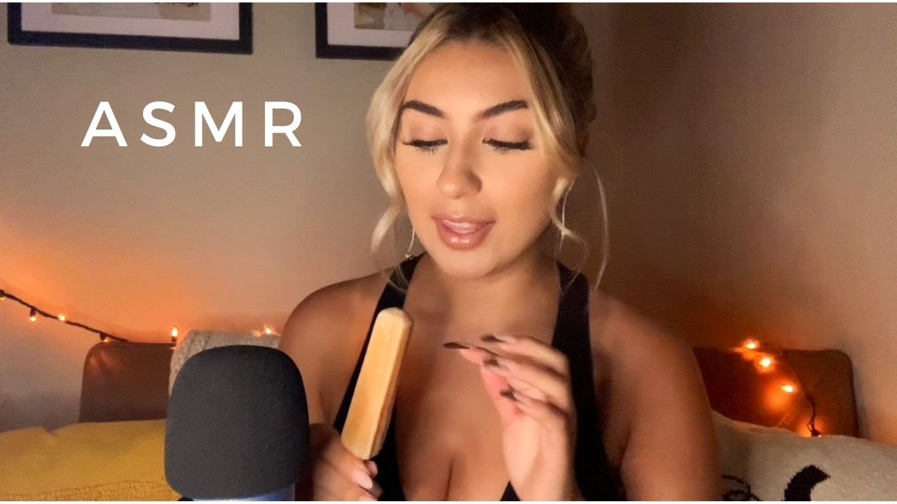 ASMR - 30 cosas sobre mi (comiendo paleta🍭)