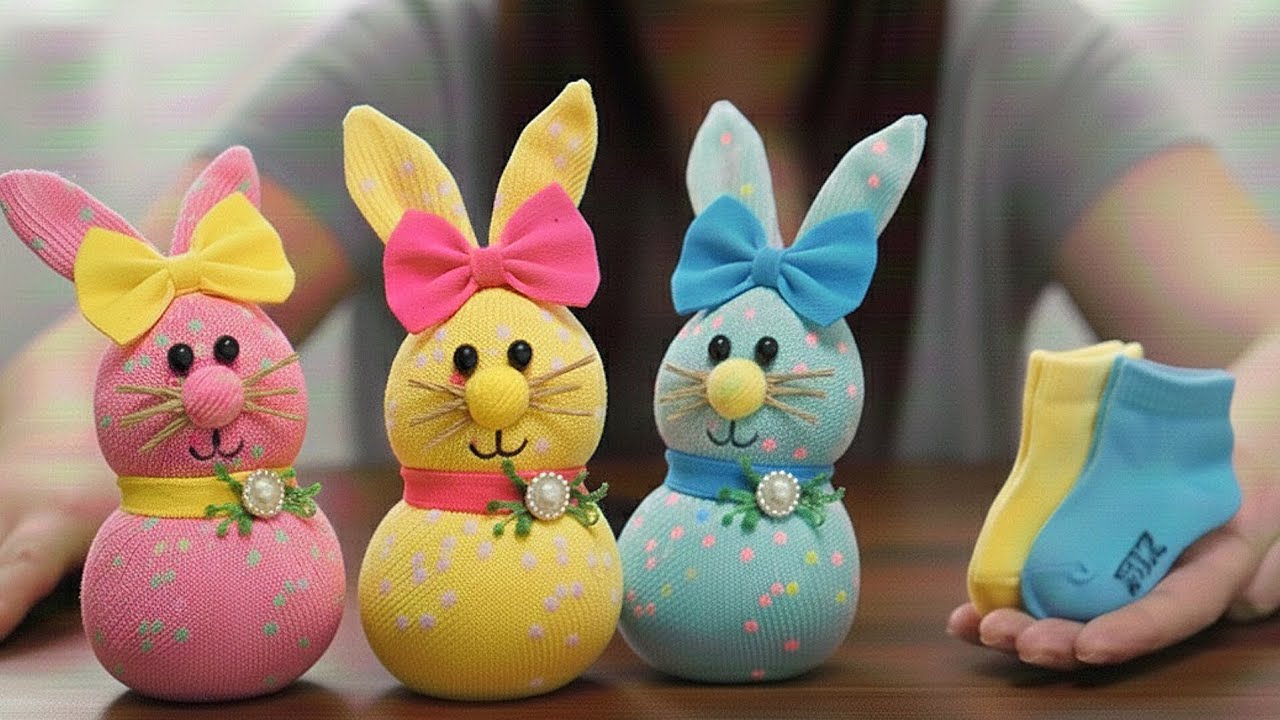 Easter decor  🐰Don't know how to sew? This video is for you! Easy and quick sock bunny 🧦