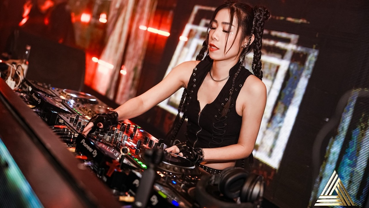 VICKY | ALTA NIGHTCLUB - ACID TECHNO EVENT | HARD TECHNO / NEO RAVE SET