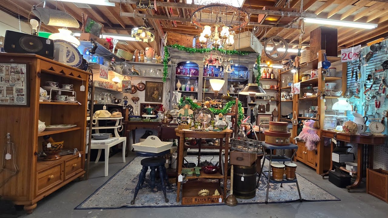 Auntie's Attic Booth Tour & Shop at Grey Barn Andover NJ|Antiquing & Thrifting Vintage|Yes We Ship 