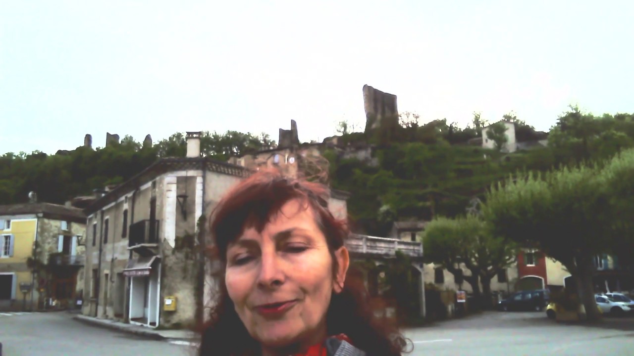 Visite patrimoine de Bourdeaux avec Aline, guide conférencière: La Viale, centre ancien du village