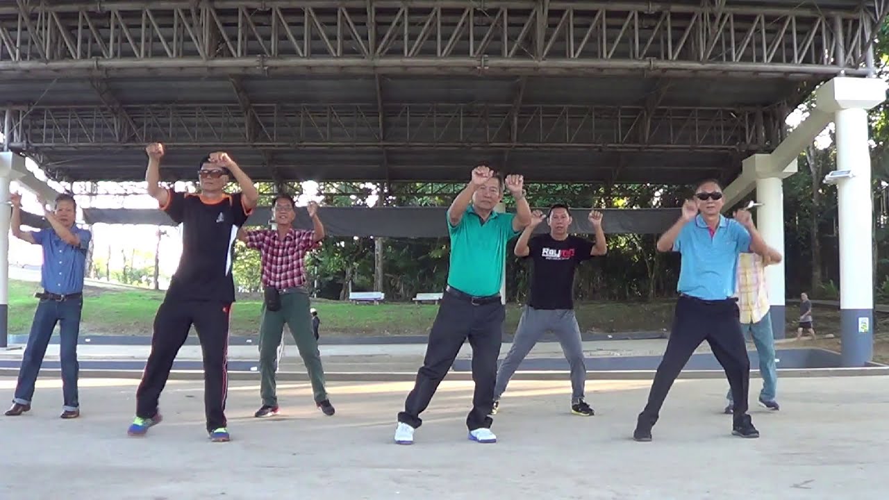 可爱的大哥们跳 Rock Baby Rock