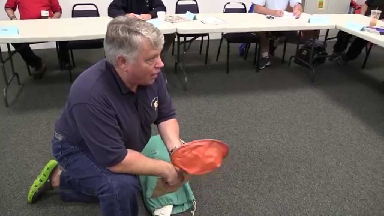 Deploying An Inflatable Liferaft