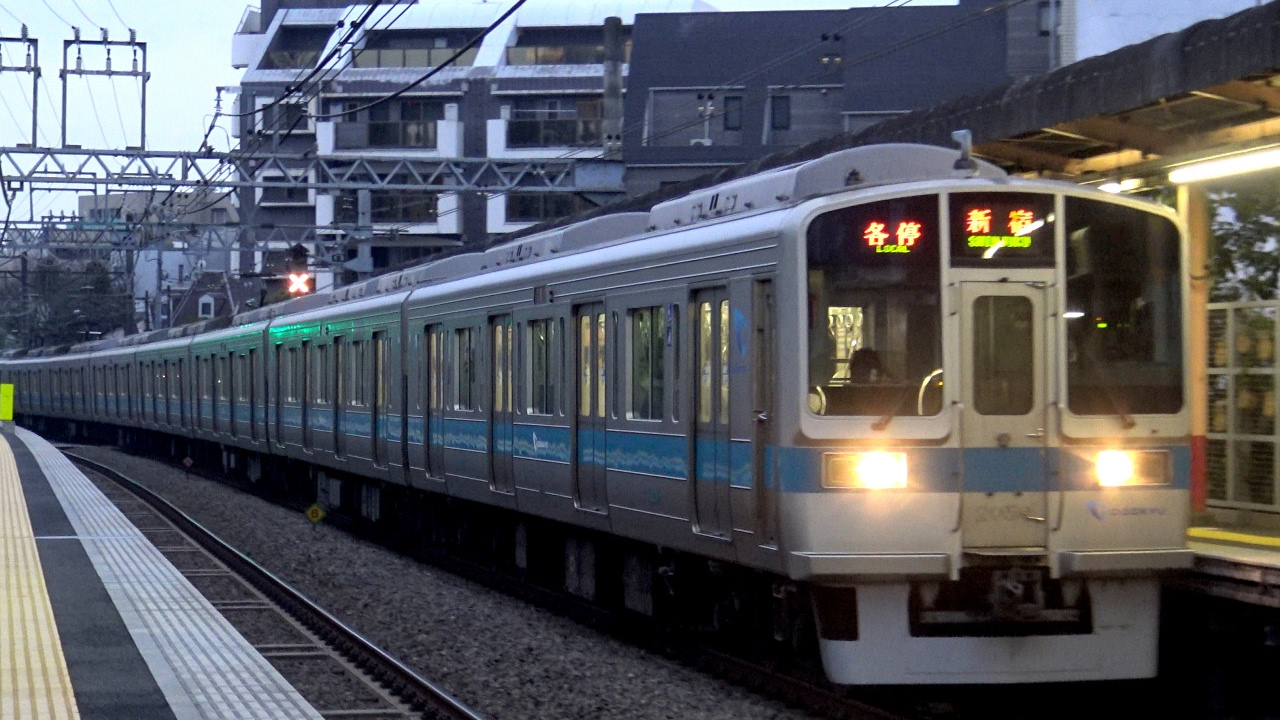 【4K】響くVVVFサウンド!小田急電鉄2000形2059F(三菱3レベルIGBT-VVVF・ソフト未更新車)到着・発車シーン 参宮橋駅にて