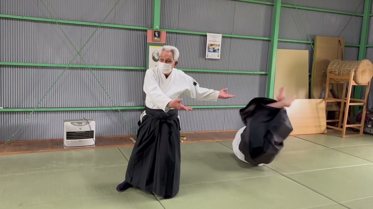 廣澤英雄師範 初心者稽古  於  小美玉道場  2022年５月     Training of  Beginners  by Hirosawa Shihan, May, 2022