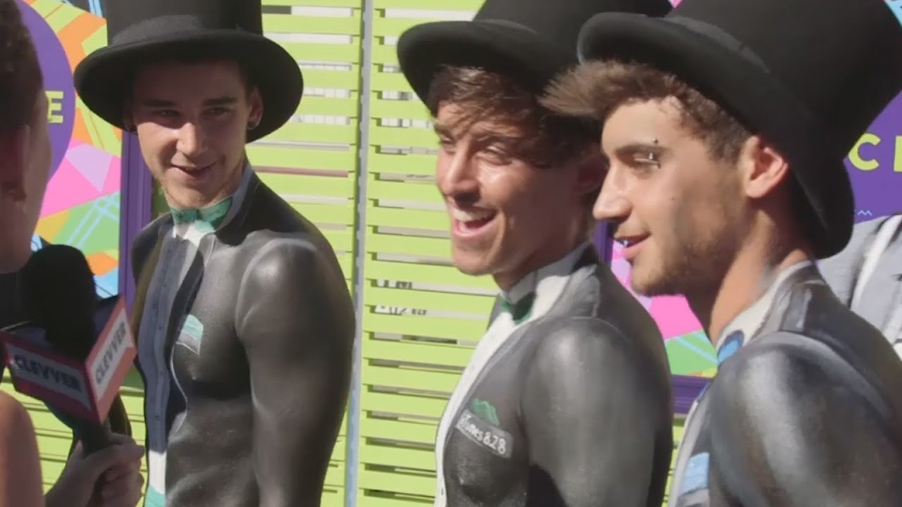 The Janoskians ROCK Underwear & Body Paint on Red Carpet - INTERVIEW