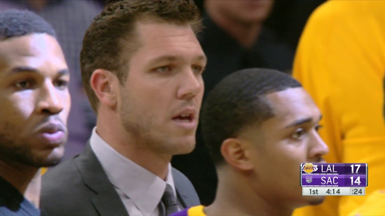 Luke Walton Ejected | Lakers vs Kings | Dec 12, 2016 | 2016-17 NBA Season