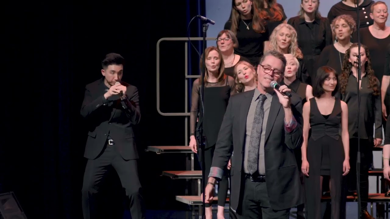 SoundCrowd performs Summertime with Deke Sharon