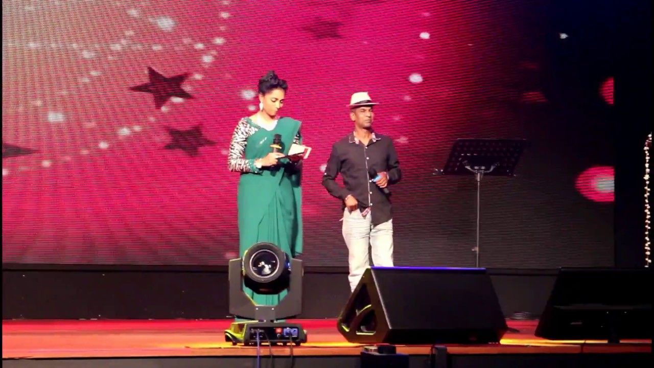 Dato Geethanjali G Took The Stage To Perform A Song