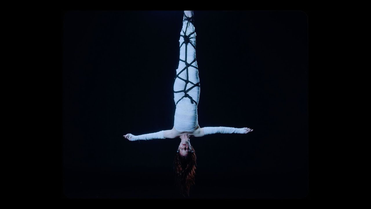 DAY LIMNS - MINHA RELIGI&Atilde;O (Clipe Oficial)