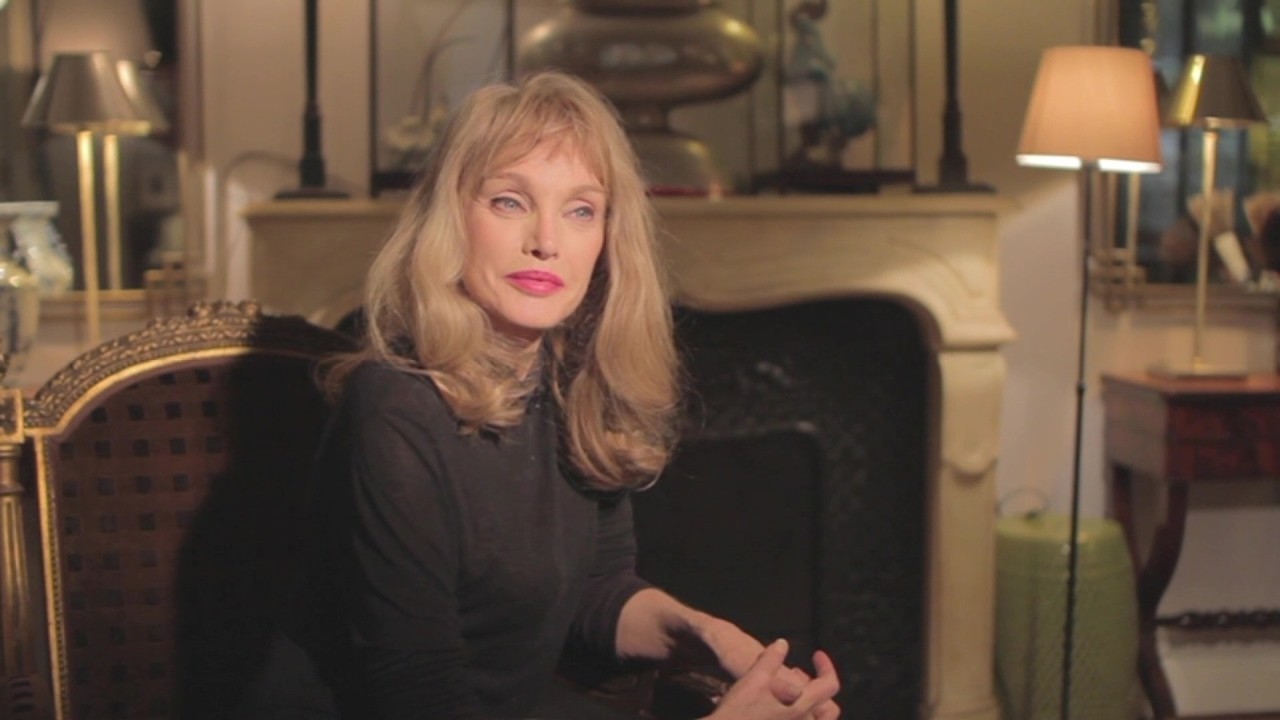 Arielle Dombasle - Chassé-Croisé : entretien (2015)