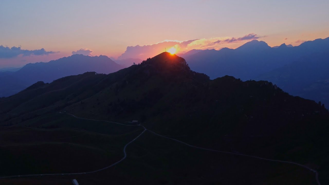 Tramonto al Rifugio Parafulmine e Pizzo Formico | Silent Hike | 4K