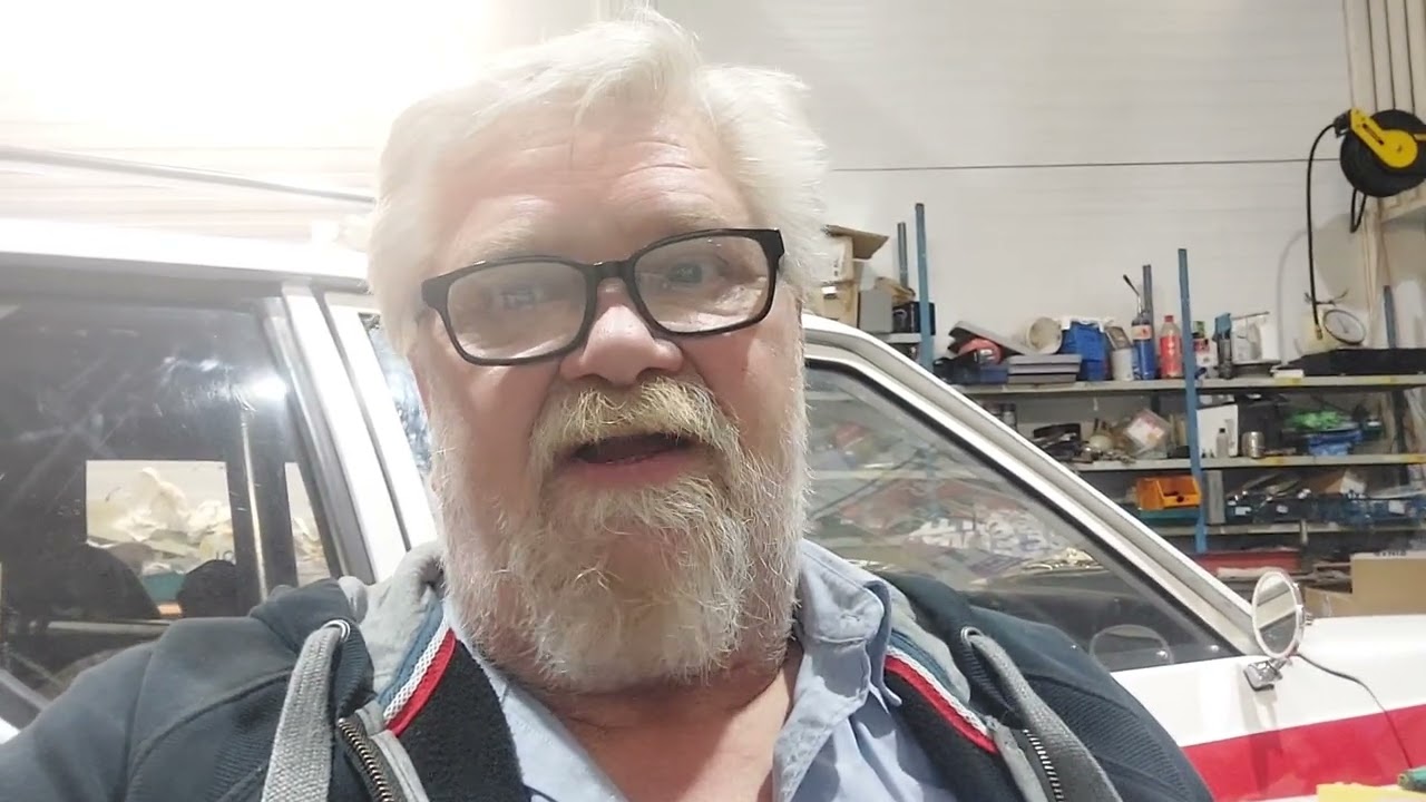 Sidoprojekt : Fixar till en rostfläck på Subarun