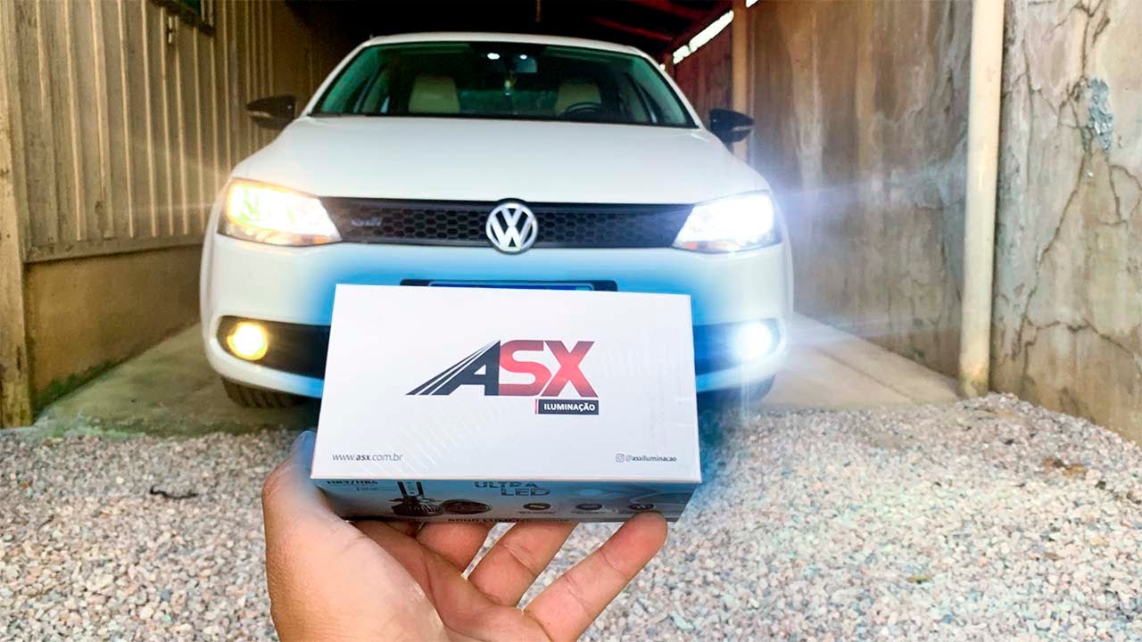 INSTALEI LED NO FAROL DO JETTA OLHE A DIFERENÇA
