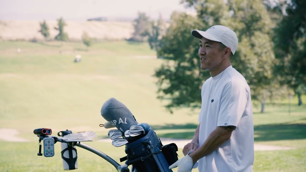 Conquer the Course with the Cart Tek 1500 V3 - Effortless Golfing on a Perfect Day