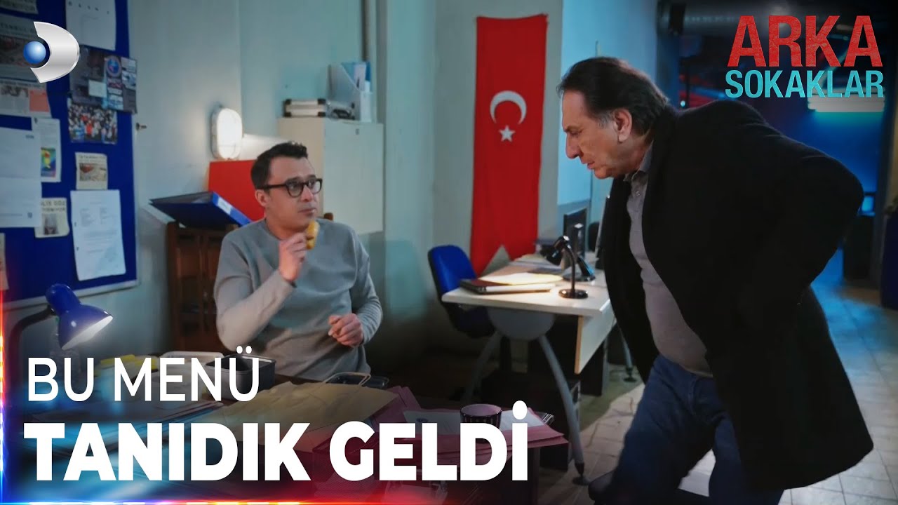 Hüsnü, hırsız Ünal'ı suçüstü yakalıyor | Arka Sokaklar 668. Bölüm