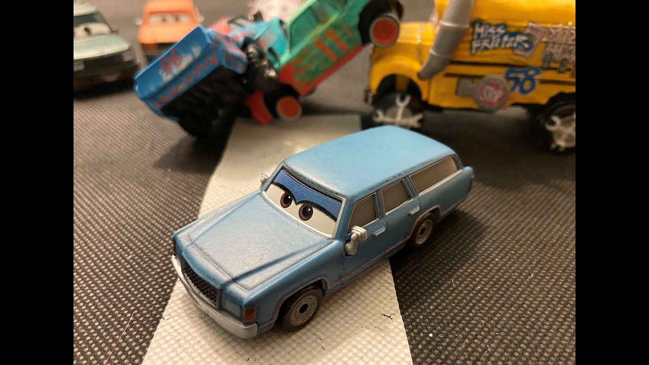 DISNEY PIXAR CARS 3 MOTOR TURNER