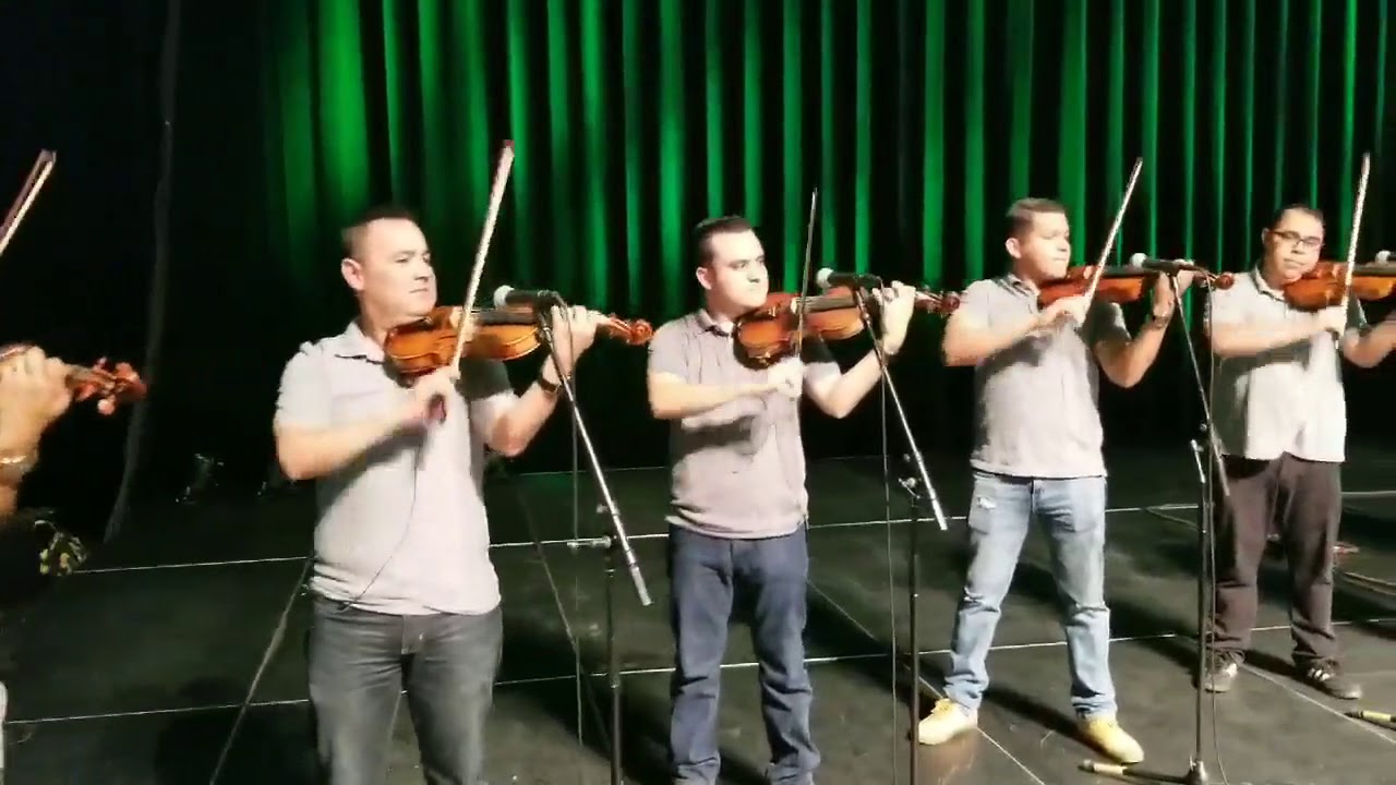 Mariachi los camperos de Nati Cano