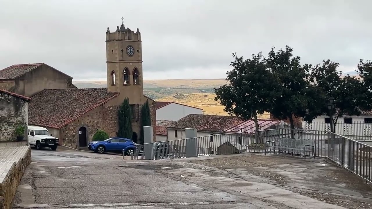 Castillo de Orellana de la Sierra.
