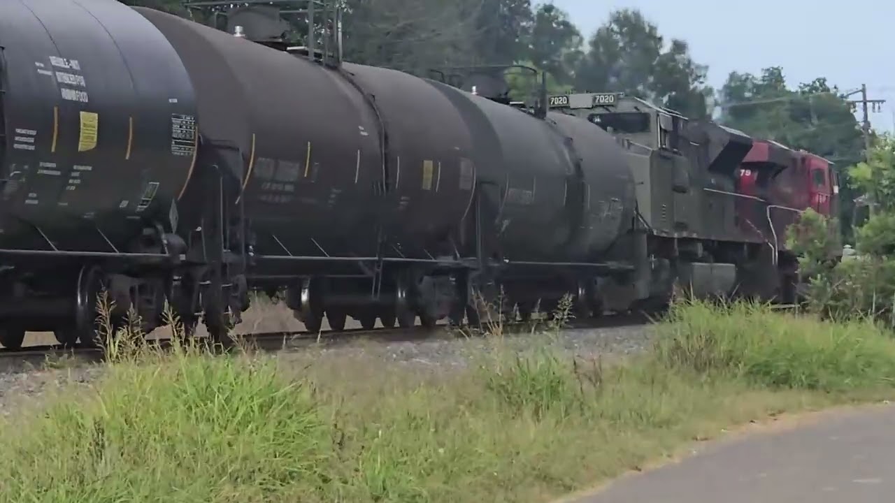 CP 7020 Trails on CPKC 268 through Mansura, LA