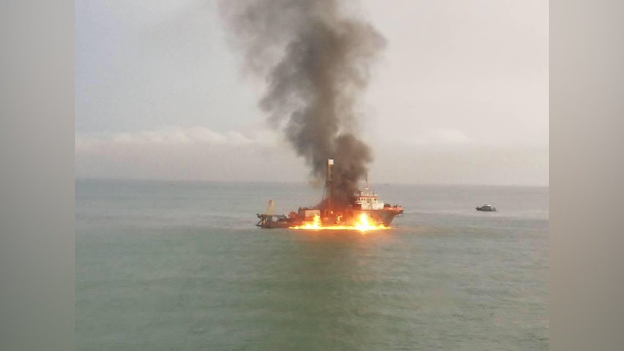 Gas leak makes it risky to search for missing crewman in Miri ship fire