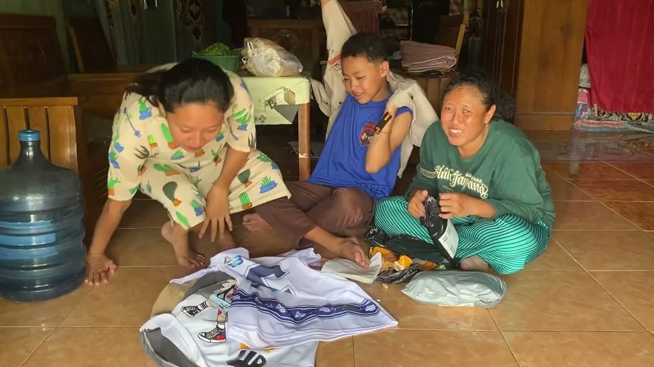 JUMAT BERKAT !!! UNBOXING 8 PAKET MONYO DARI HAMBA ALLAH